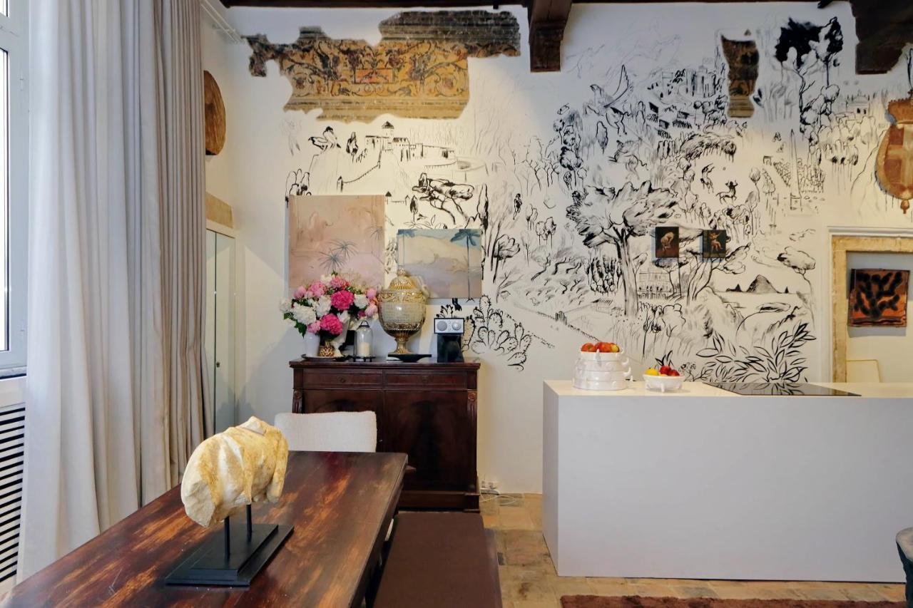 The Eclectic Of Collector - Navona Square Apartment Rome